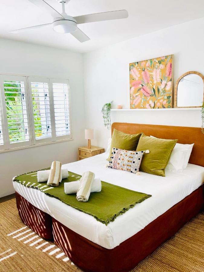 Beachview Apartments At Villa Paradiso Palm Cove Bagian luar foto