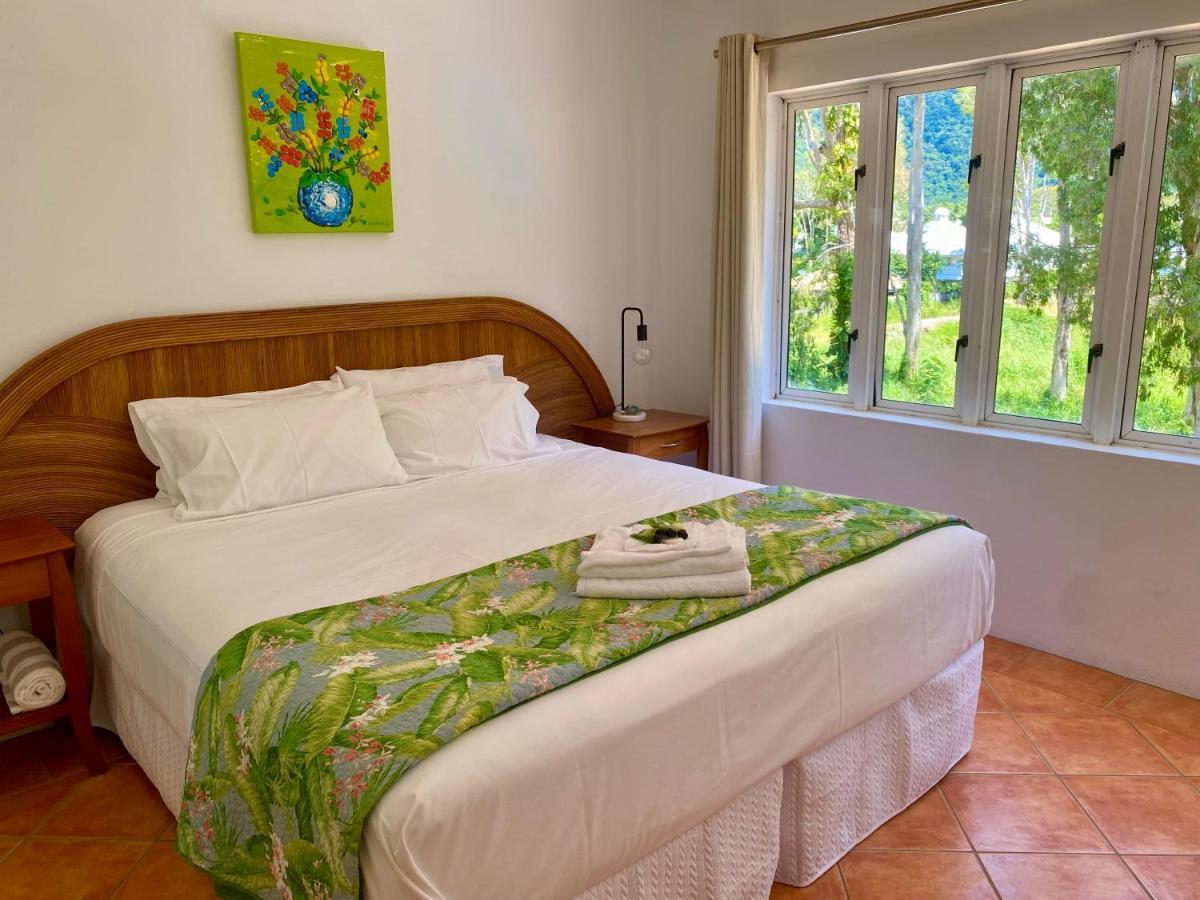 Beachview Apartments At Villa Paradiso Palm Cove Bagian luar foto