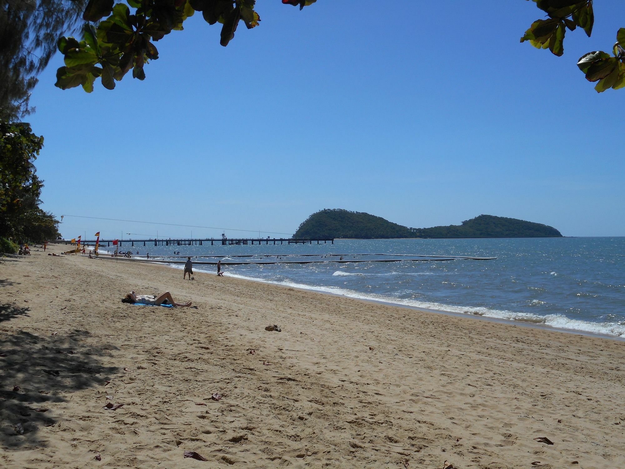 Beachview Apartments At Villa Paradiso Palm Cove Bagian luar foto